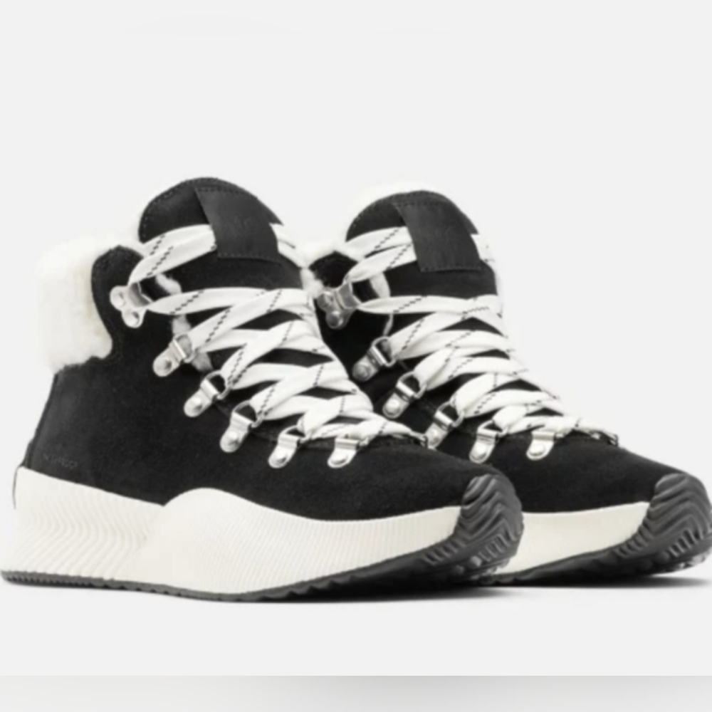 NEW Sorel Black and White Women's Boots